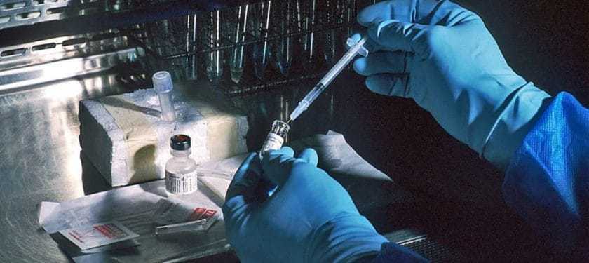 1000px-Vaccine CC0 1000px-Vaccine CC0