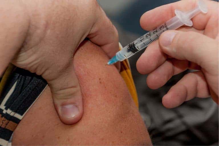 Repeated influenza vaccination helps prevent severe flu in older adults