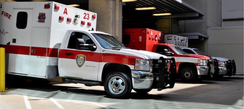 emergency-room-3323451_1280 ambulance, hospital, emergency