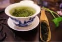 Green tea catechins promote oxidative stress