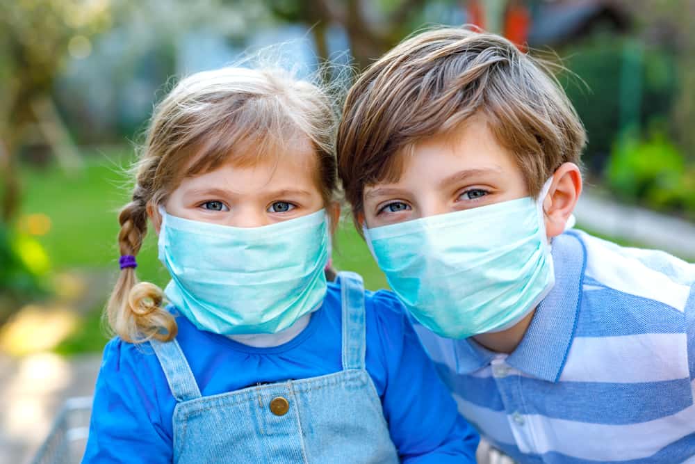 kids with face masks
