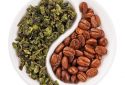 Drinking green tea, coffee lowers risk of death for stroke and heart attack survivors