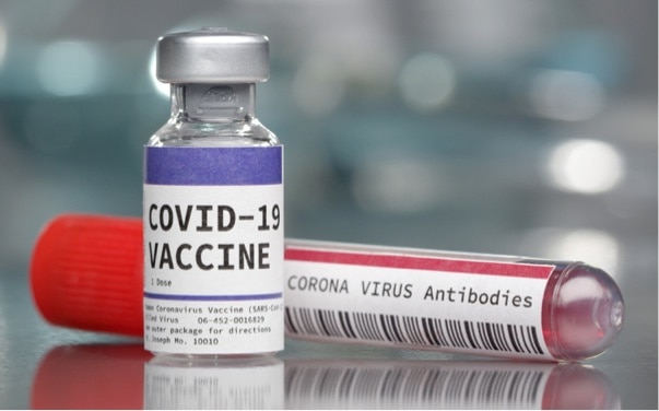 Natural infection versus vaccination: Differences in COVID-19 antibody responses emerge